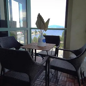 Stunning Ocean Apartment
